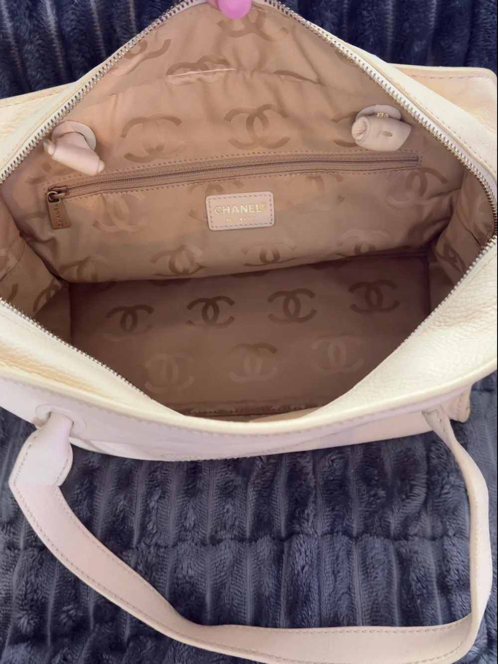CHANEL Cream Leather Double C Stitch Tote~Vintage